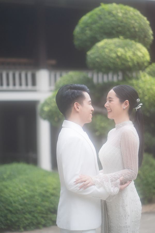 Bibom Voyage — Garden Wedding
