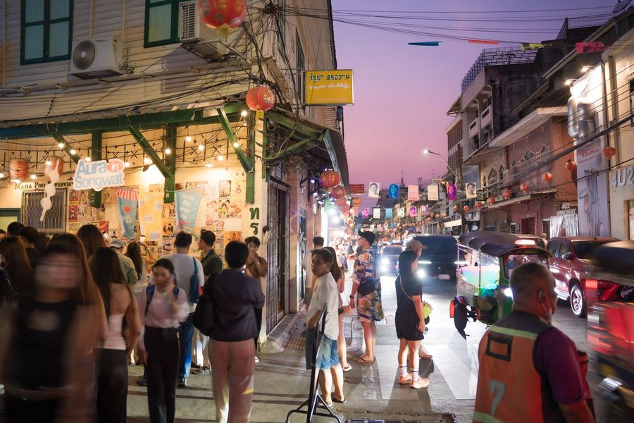 Aura Bangkok Clinic — Songkran Fest