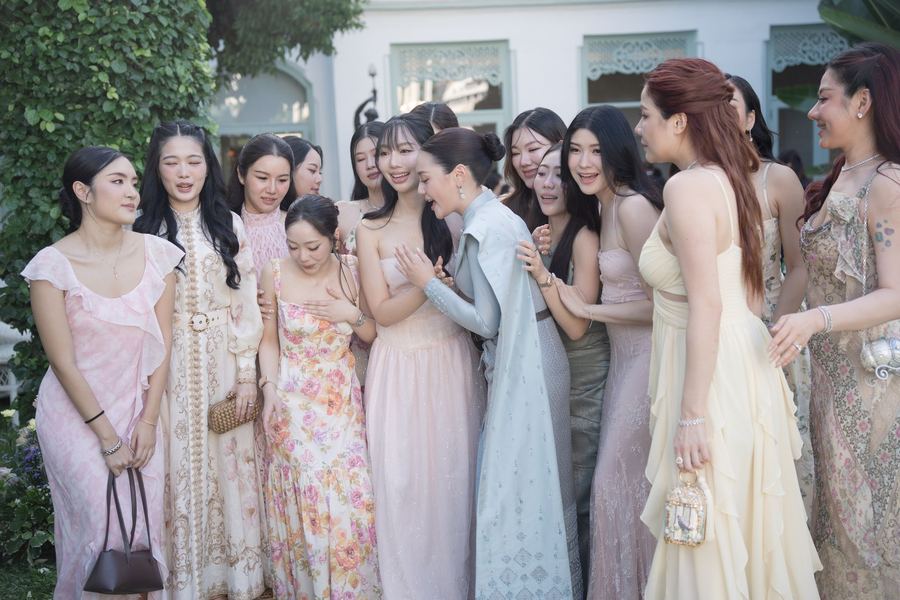 YN & SY — Thai Engagement