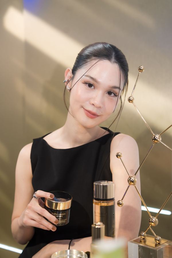 Estée Lauder — Night Skin Science
