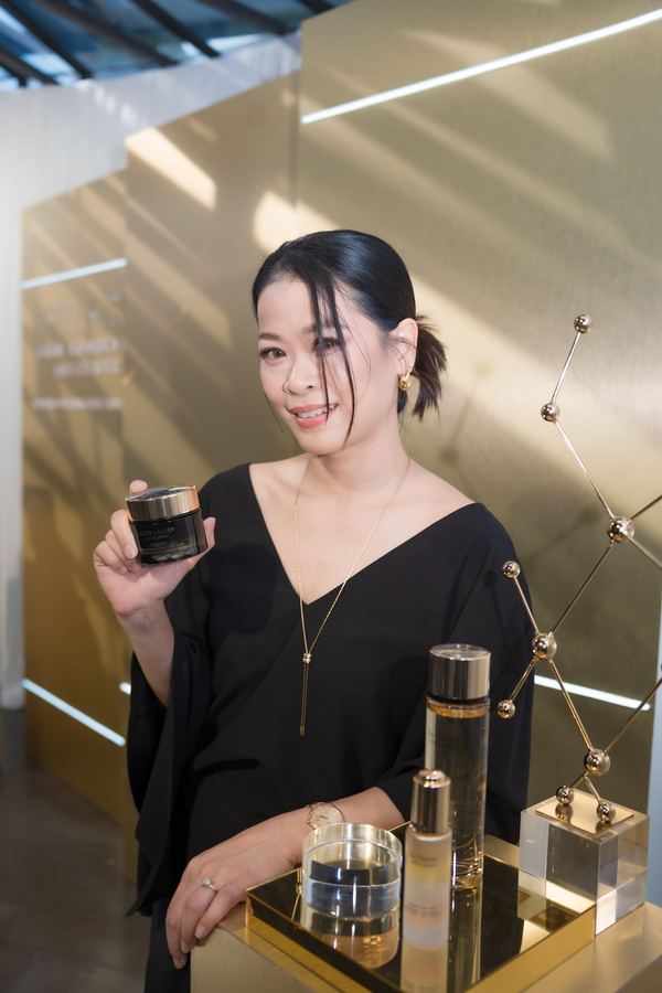 Estée Lauder — Night Skin Science
